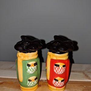 Adorbale golf club salt and pepper shakers